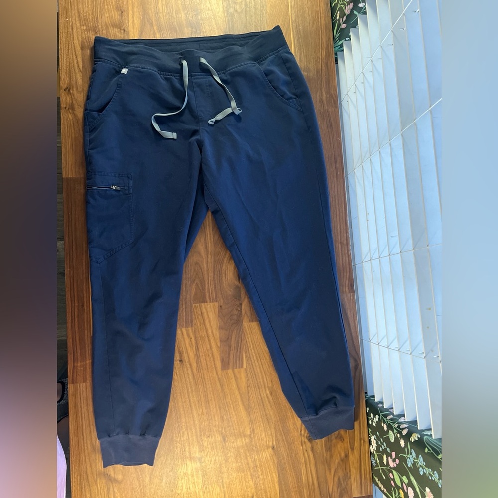 Figs scrub pants